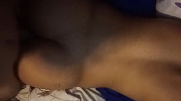 Amiga da minha mulher foi passa uns dias em casa deixo eu comer seu cuzinho escondido