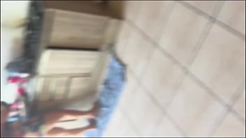 Three cumshots empregada ruiva gostosa faz serviço completo na minha casa quando a esposa vai trabalhar