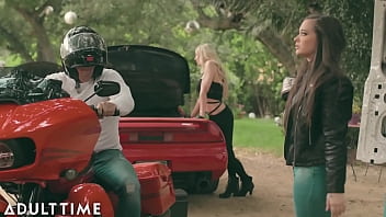 Bored Girlfriend Gets Seduced Into Hot Roadside Fuck thumbnail