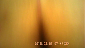 Mi flaca culona follando conmigo