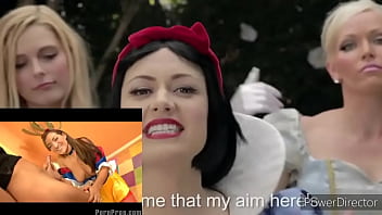 Snowhite and elsa bitch battle