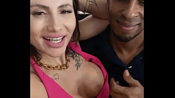 Vem novidades por aqui na sua telinha com jully souza