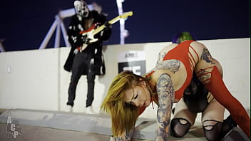 Legendary rockstar fucks two gothic slut after he played him his hit song