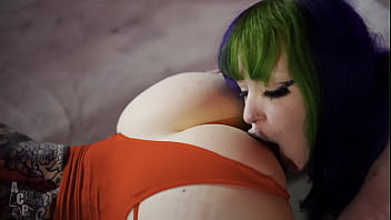 Legendary rockstar fucks two gothic slut after he played him his hit song