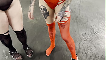 Legendary rockstar fucks two gothic slut after he played him his hit song