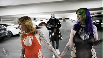 Legendary rockstar fucks two gothic slut after he played him his hit song