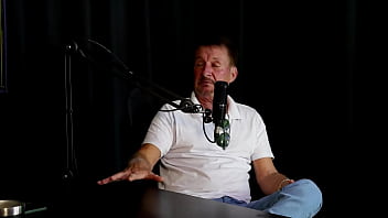 O cu é uma fruta gostosa gosta de bater assistiu o filme da filha o neto poderia trabalhar de outras maneiras e o fetiche e a loucura carlos urach watch sheer red