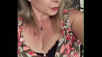 ça m'a donné chaud ces dernières coquineries abonne toi pour ne pas louper