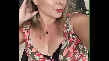 ça m'a donné chaud ces dernières coquineries abonne toi pour ne pas louper