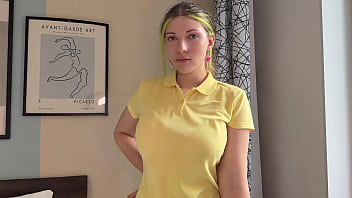 I roughly fucked a pizza delivery girl as a way to make up for her loss