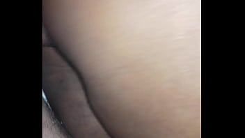 Mulata traindo o corno