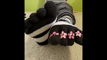 Pawgs and their cute teen feet