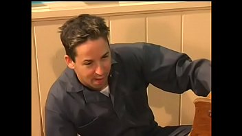 Enticing sweetheart dia enjoys poontang hammering