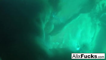 Hot babes have some fun