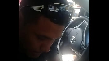 Mi gane y hice baciar a puta