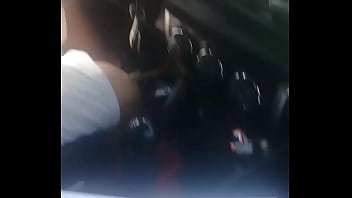 Mi gane y hice baciar a puta