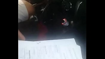 Mi gane y hice baciar a puta