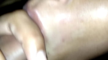 ดูดควยของฉันลีลาการอมควยของสาวพยาบาลหีใหญ่น่าเลียแตด