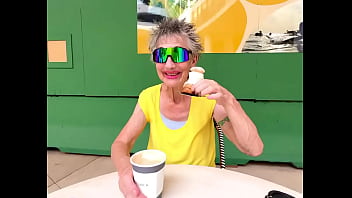 Walking around the new victoria ward park and having coffee and a pastry at dean & deluca