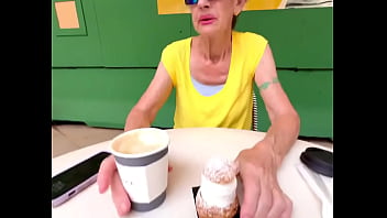 Walking around the new victoria ward park and having coffee and a pastry at dean & deluca