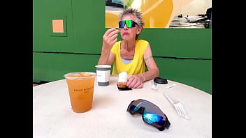 Walking around the new victoria ward park and having coffee and a pastry at dean & deluca