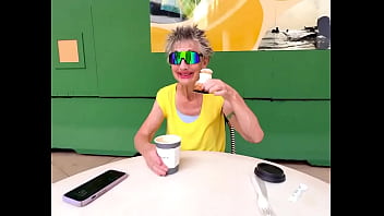 Walking around the new victoria ward park and having coffee and a pastry at dean & deluca