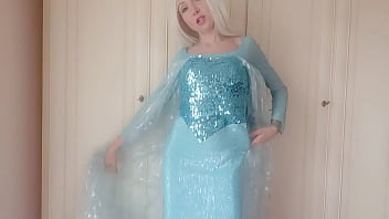Come to undress the beautiful elsa from frozen