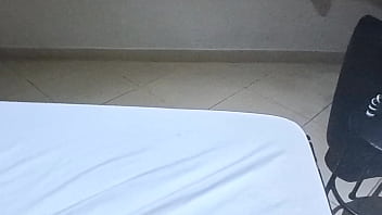 Esposa gostosa esguicha horrores dando cu pro single