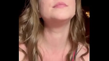 Do you like my #christmas pajamas check out my throne wishlist and ask me about my christmas content bundle #aliceinbo