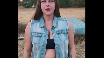 What is 6 inches long and has two nuts at the end of it #explore #comedy #fyp