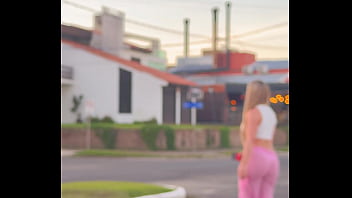 Minha Calça Transparente Com Calcinha Branca A Mostra thumbnail