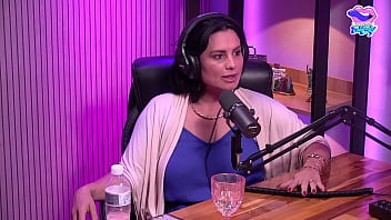 Ela chupou todinho no estúdio