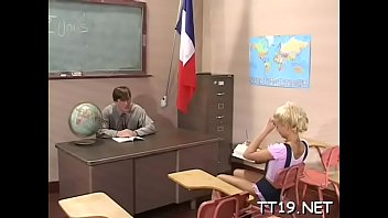 Staggering gal cindy seems to be a slut with such a blowjob