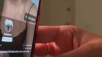 Provocando os safadinhos da internet camgirl