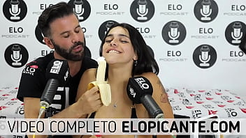 Jovencita uruguaya se traga toda la crema Jovencita uruguaya se traga toda la crema