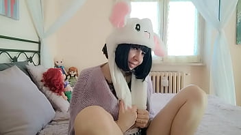 She is so sweet and cute you can't resist her diaper She is so sweet and cute you can't resist her diaper