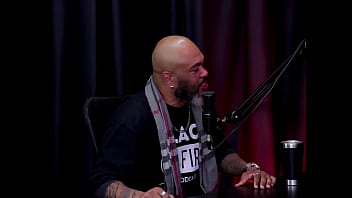 Na pandemia se virou usando o câmera frequenta academia e escolheu em quem senta mama ou passa cintia lara watch sheer red