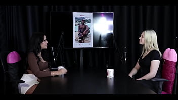 Sua posição preferida no sexo é de 4 e disse quem daria match no jogo do tinder vivian lola sheer red