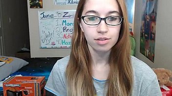 Femenine sister dance chat room cam 28