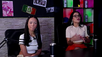 Goza muito fácil teve uma experiência com menage fez sua primeira dp tem um tutorial de como dar o cu e o homem que desmaiou pri melancia watch sheer red