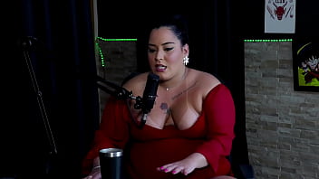 Goza muito fácil teve uma experiência com menage fez sua primeira dp tem um tutorial de como dar o cu e o homem que desmaiou pri melancia watch sheer red