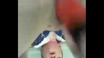 Making peaches squirt