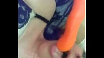 Making peaches squirt