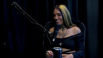 Teve uma experiência ruim com cliente que chupou sua buceta contou para a família e sua rotina de gravações e o corno nick niquita watch sheer red