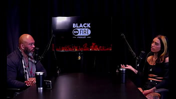 Teve uma experiência ruim com cliente que chupou sua buceta contou para a família e sua rotina de gravações e o corno nick niquita watch sheer red