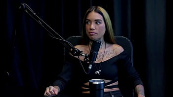 Teve uma experiência ruim com cliente que chupou sua buceta contou para a família e sua rotina de gravações e o corno nick niquita watch sheer red