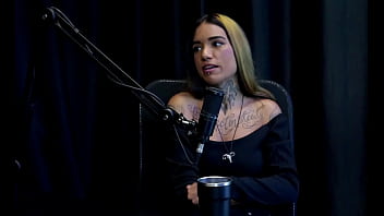 Teve uma experiência ruim com cliente que chupou sua buceta contou para a família e sua rotina de gravações e o corno nick niquita watch sheer red