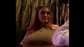 La puta tetona streamer