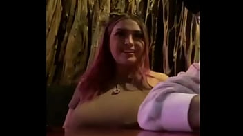 La puta tetona streamer