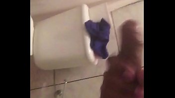 Punheta No Banho thumbnail